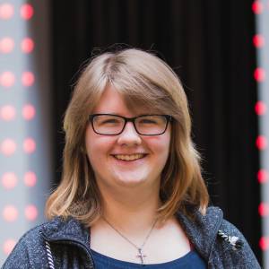 Sabrina Ecke als Lisa in Heiße Ecke