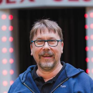 Tobias Thomas als Wesir Mansor in Kalif Storch