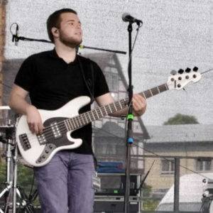 Fabio Vötter als 440 Hertz (Bass) in Benefizkonzert für José Carreras