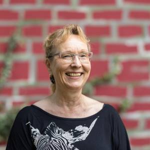Renate Malassa als Afra Hörnle in Erben ist nicht leicht