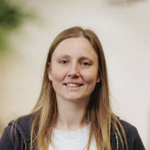 Justine Püttner als Großmutter in Emil & die Detektive