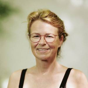 Simone Warnecke als Großmutter in Emil & die Detektive