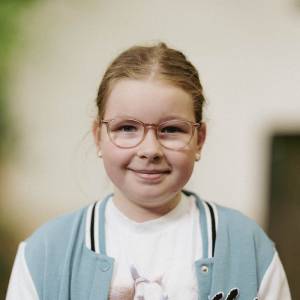Thea Schonlau als Fluchende Frau / Ensemble in Emil & die Detektive